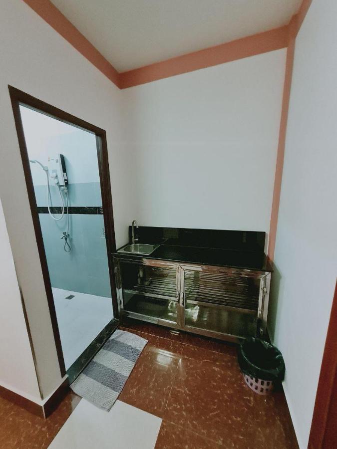 Soben Sensok Guesthouse พนมเปญ ภายนอก รูปภาพ