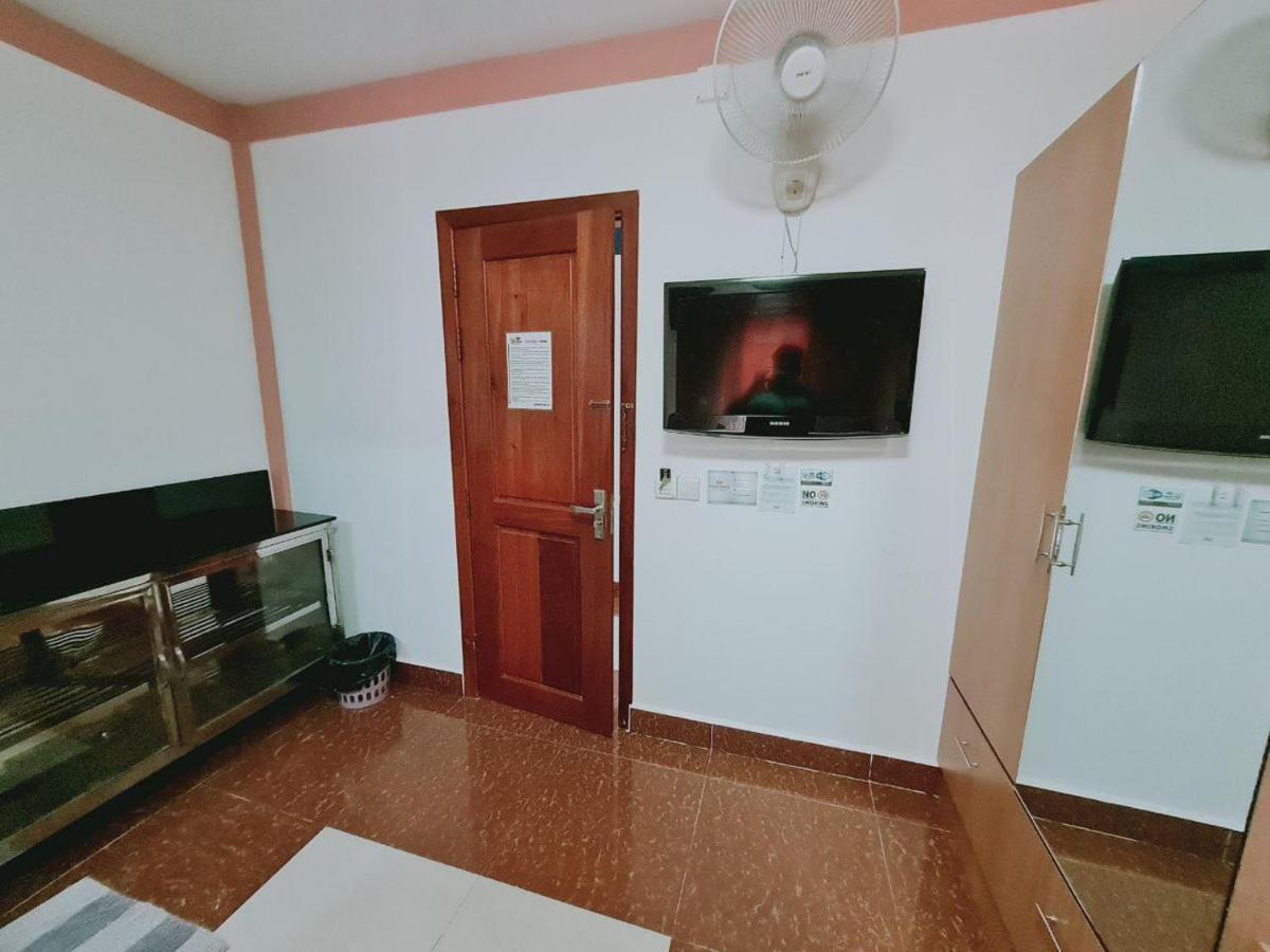 Soben Sensok Guesthouse พนมเปญ ภายนอก รูปภาพ