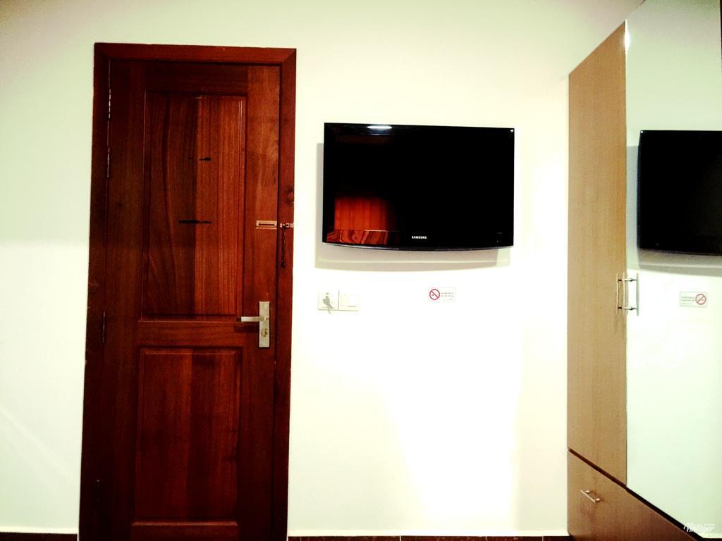 Soben Sensok Guesthouse พนมเปญ ภายนอก รูปภาพ