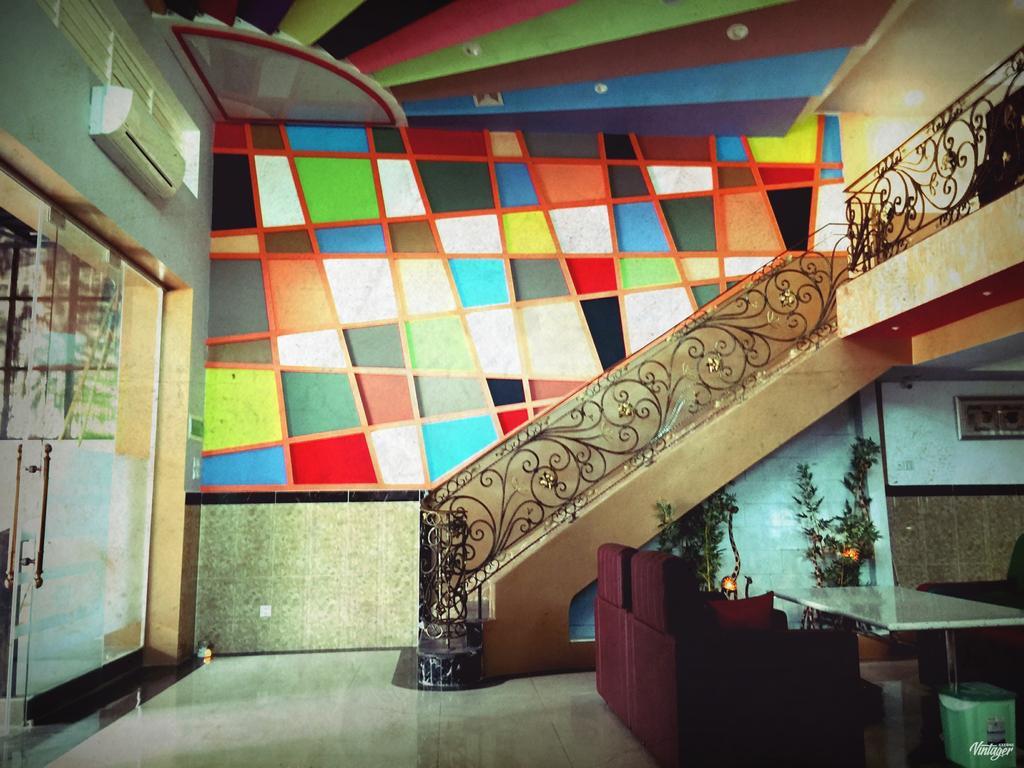 Soben Sensok Guesthouse พนมเปญ ภายนอก รูปภาพ